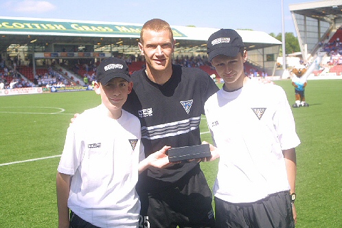 Young Pars bid Lee Bullen farewell