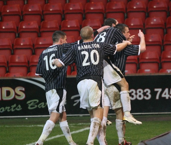 Tennents Scottish Cup v Partick Thistle
