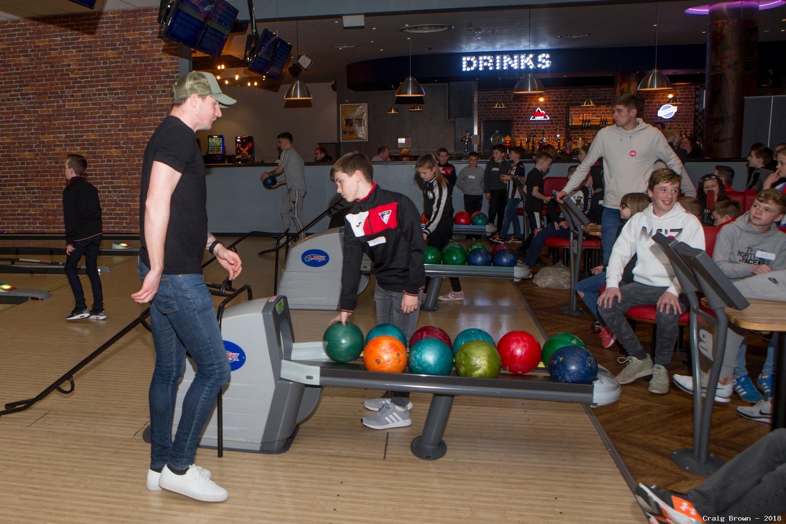 Young Pars Bowling Night - April 2018