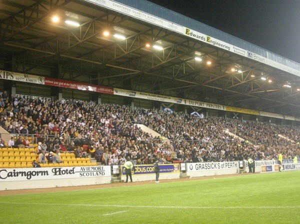 UEFA Cup v FH Hafnarfjordur